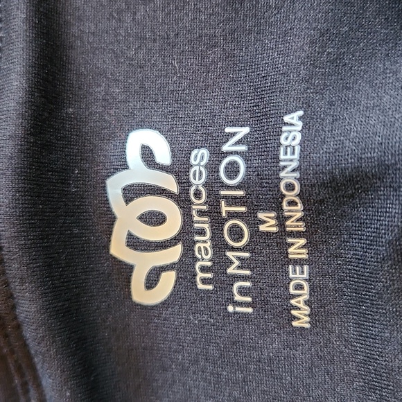 In Motion by Maurices color block leggings - Picture 4 of 7